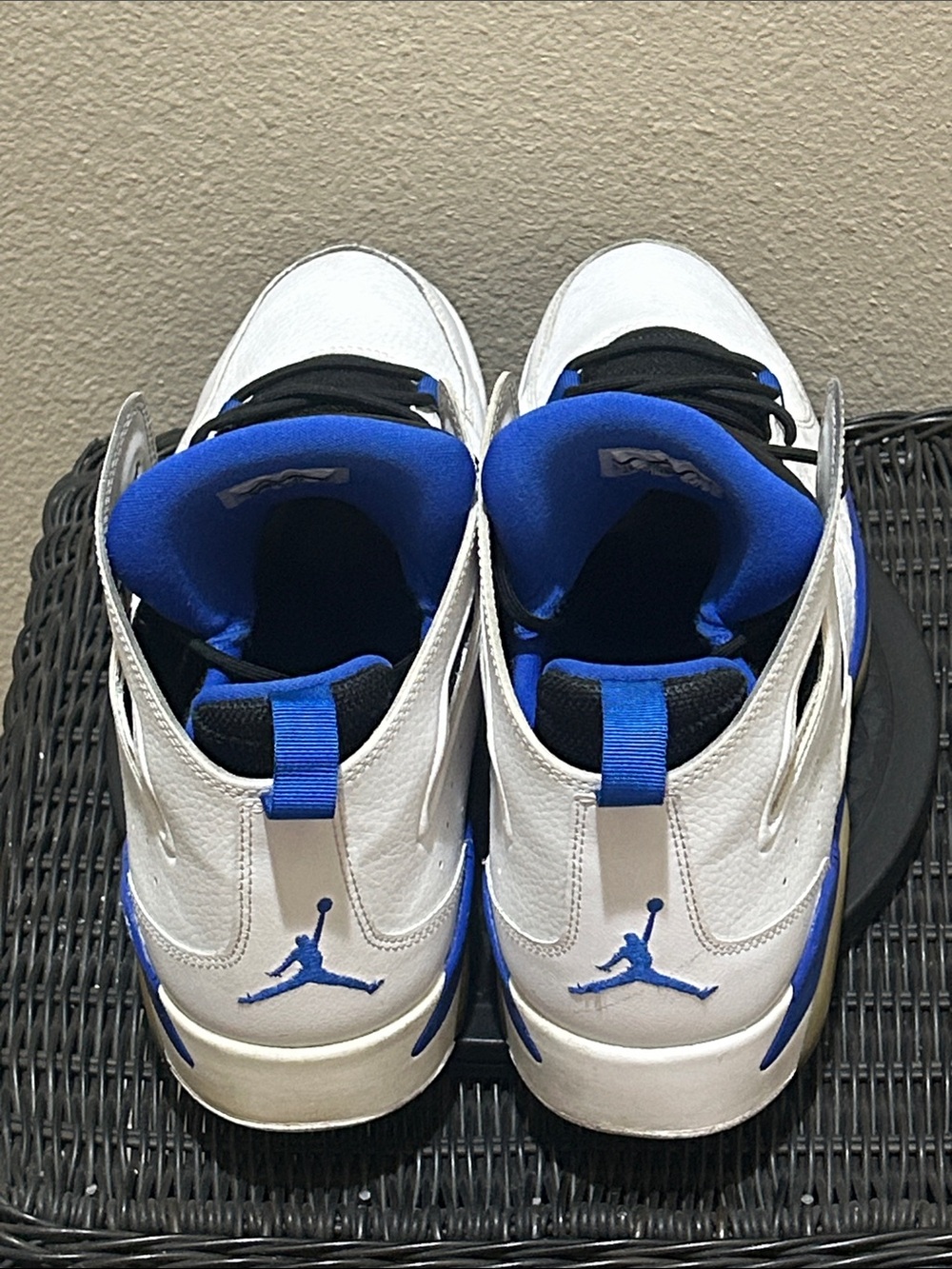 Jordan Flight Club ‘91 White Hyper Royal Black 555475-107 - Picture 4 of 6